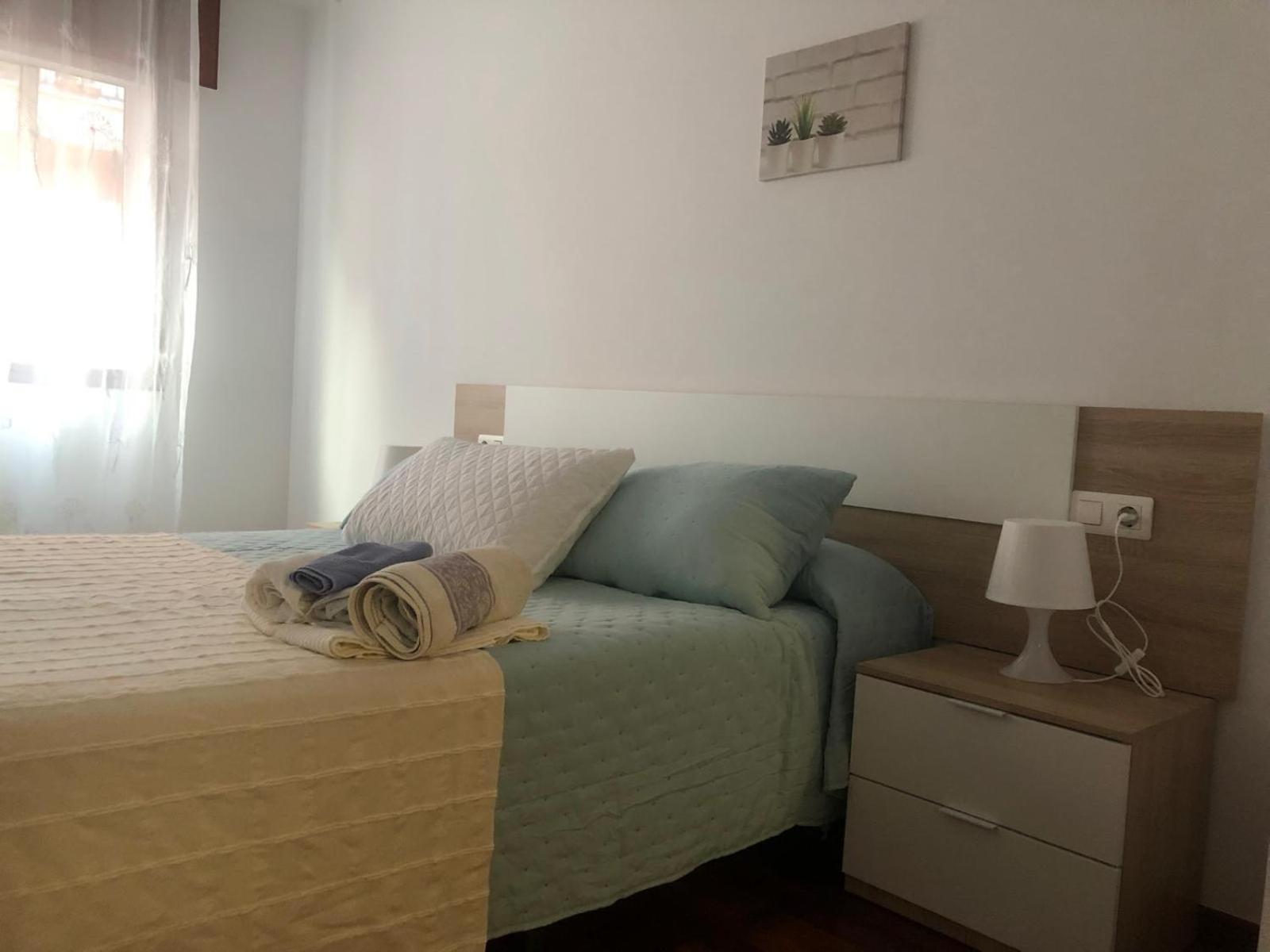 Apartamento Xacobe Grove, 120 Metros Totalmente Equipado, Luminoso, Centrico Y Con Plaza De Garaje O Grove Exterior foto
